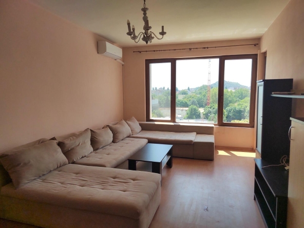 Дава се под наем Двустаен апартамент в Пловдив, Кършияка - 75 кв.м за 357 € - Снимка #1