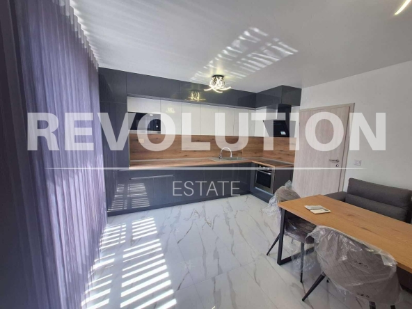 Дава се под наем Двустаен апартамент в Варна, м-т Пчелина - 60 кв.м за 500 € - Снимка #1