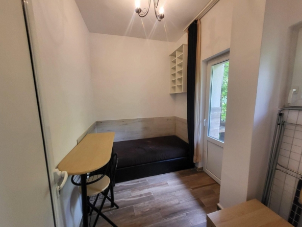 Дава се под наем Двустаен апартамент в София, Лозенец - 30 кв.м за 460 € - Снимка #1