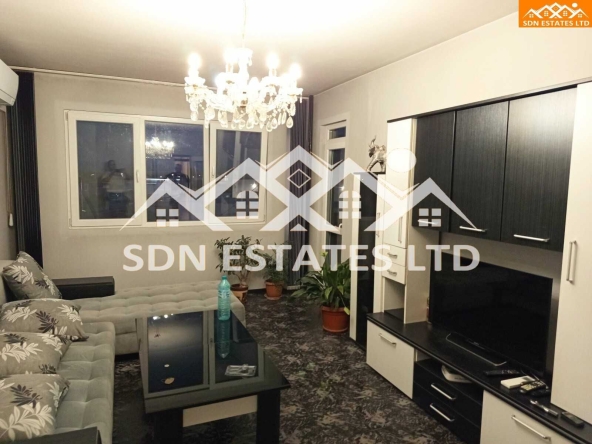 Тристаен апартамент в Казанлък - 95 кв.м за 966 €/кв.м - Снимка #1