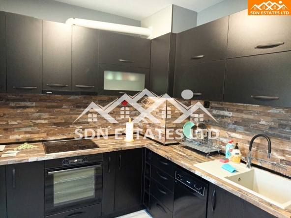 Двустаен апартамент в Казанлък - 75 кв.м за 1462 €/кв.м - Снимка #1