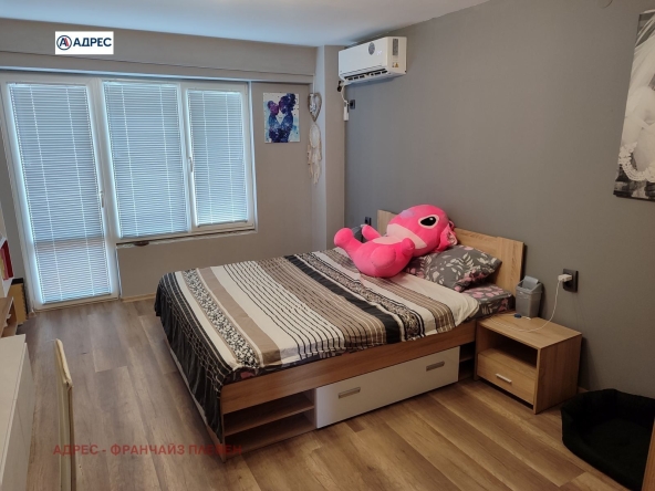 Тристаен апартамент в Враца, Металург - 81 кв.м за 1228 €/кв.м - Снимка #1