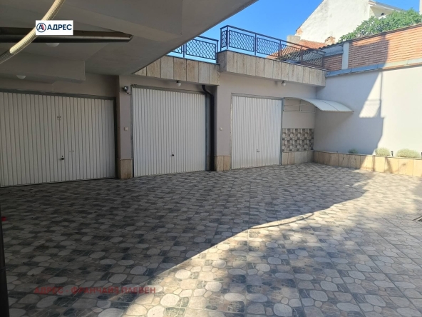 Гараж / Паркомясто в Плевен, Дружба 1 - 18 кв.м за 1667 €/кв.м - Снимка #1