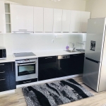 Дава се под наем Едностаен апартамент в Варна, Център - 40 кв.м за 400 € - Снимка #1