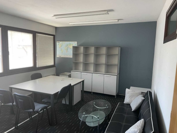 Дава се под наем Офис в София, Лозенец - 90 кв.м за 765 € - Снимка #1