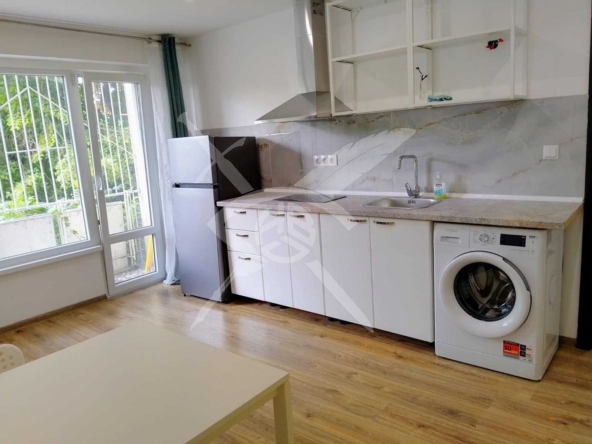 Дава се под наем Двустаен апартамент в Варна, Трошево - 55 кв.м за 425 € - Снимка #1