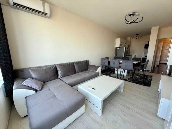 Дава се под наем Тристаен апартамент в Пловдив, Съдийски - 118 кв.м за 612 € - Снимка #1