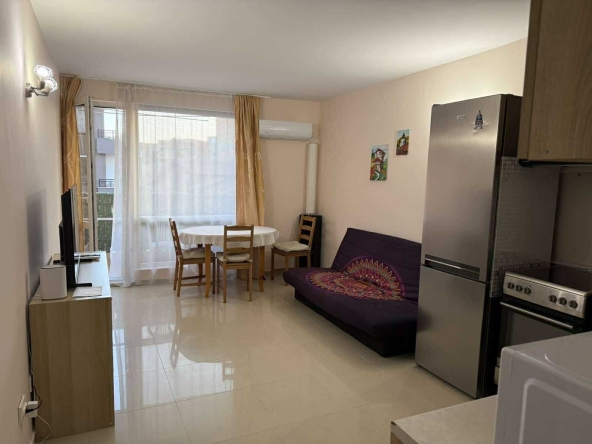 Дава се под наем Двустаен апартамент в Поморие - 64 кв.м за 433.5 € - Снимка #1