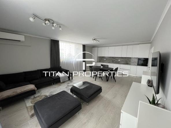 Дава се под наем Тристаен апартамент в Варна, Победа - 120 кв.м за 1300 € - Снимка #1