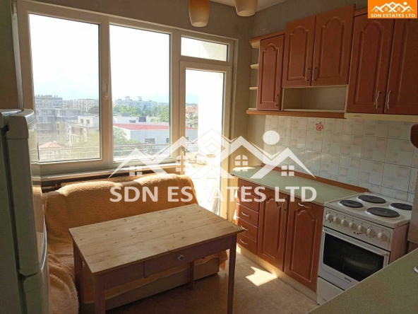 Тристаен апартамент в Казанлък - 90 кв.м за 1218 €/кв.м - Снимка #1