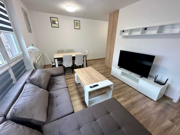 Дава се под наем Тристаен апартамент в София, Овча купел - 92 кв.м за 600 € - Снимка #1