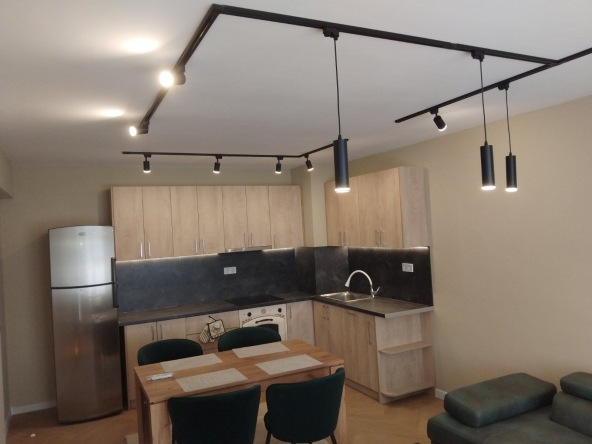 Дава се под наем Двустаен апартамент в Пловдив, Шекер махала - 64 кв.м за 600 € - Снимка #1