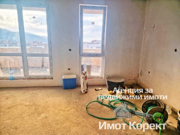 Тристаен апартамент в Асеновград - 76 кв.м за 1119 €/кв.м - Снимка #1