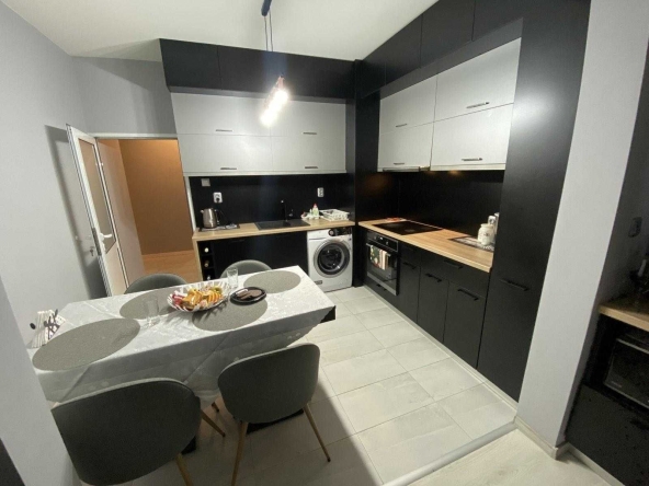 Дава се под наем Двустаен апартамент в София, Лагера - 72 кв.м за 447 € - Снимка #1