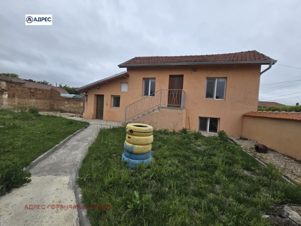 Къща в с. Згалево, Област Плевен - 85 кв.м за 930 €/кв.м - Снимка #1