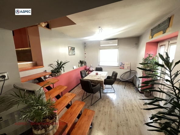 Етаж от къща в Плевен, Широк център - 115 кв.м за 1374 €/кв.м - Снимка #1