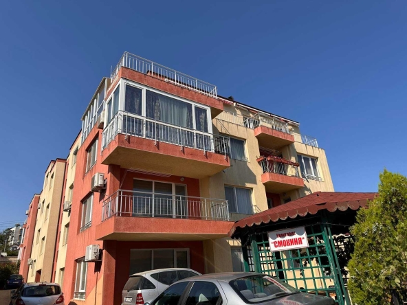 Дава се под наем Двустаен апартамент в Варна, м-т Траката - 65 кв.м за 510 € - Снимка #1