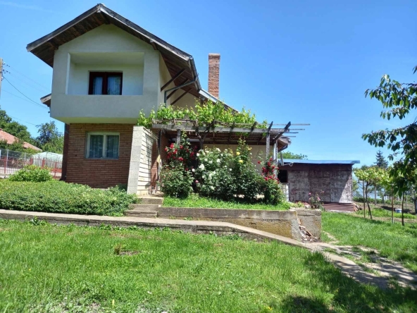Къща в с. Ценович, Област Силистра - 88 кв.м за 682 €/кв.м - Снимка #1