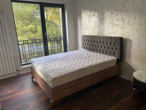 Дава се под наем Двустаен апартамент в София, Света Троица - 65 кв.м за 535.5 € - Снимка #1