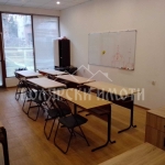 Дава се под наем Офис в Велико Търново, Център - 125 кв.м за 409 € - Снимка #1