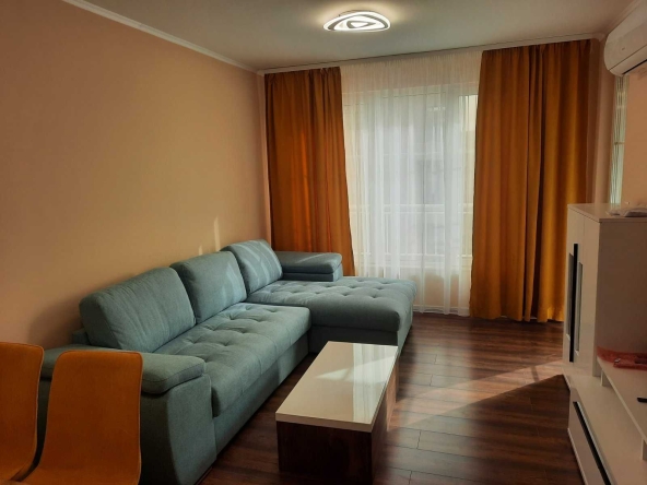 Двустаен апартамент в Пловдив, Гагарин - 65 кв.м за 1985 €/кв.м - Снимка #1