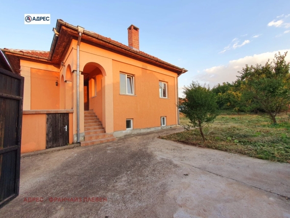 Къща в с. Коиловци, Област Плевен - 150 кв.м за 398 €/кв.м - Снимка #1