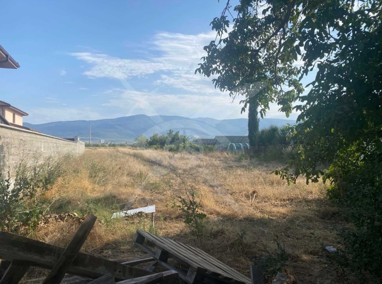 Парцел в с. Крумово, Област Пловдив - 1751 кв.м за 58 €/кв.м - Снимка #1