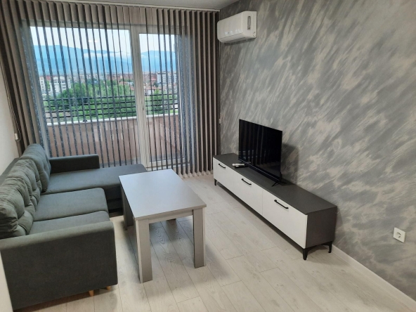 Дава се под наем Двустаен апартамент в Пловдив, Кючук Париж - 65 кв.м за 408 € - Снимка #1