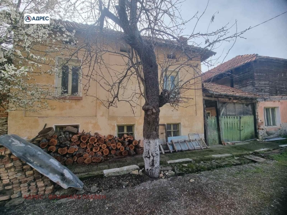 Къща в с. Беглеж, Област Плевен - 64 кв.м за 257 €/кв.м - Снимка #1