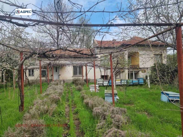 Къща в Тръстеник - 60 кв.м за 834 €/кв.м - Снимка #1