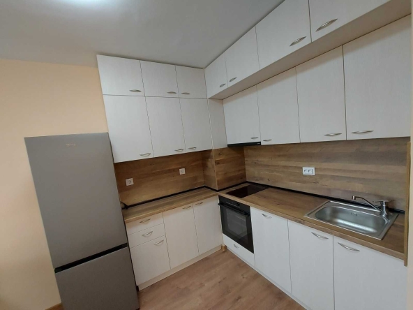 Дава се под наем Двустаен апартамент в София, Люлин 9 - 65 кв.м за 408 € - Снимка #1