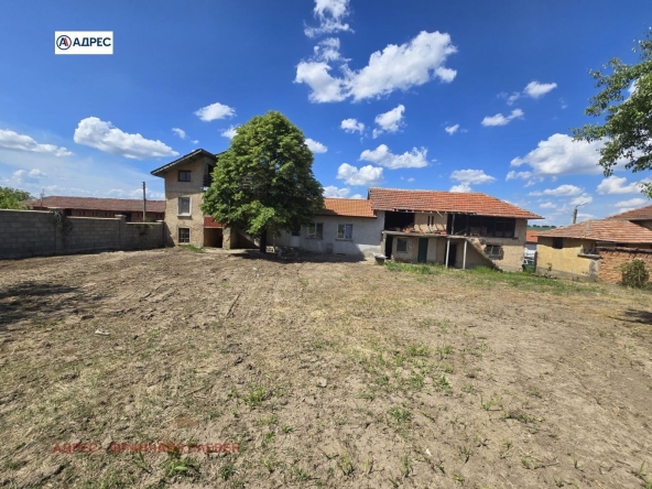 Къща в с. Радишево, Област Плевен - 128 кв.м за 665 €/кв.м - Снимка #1