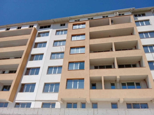 Двустаен апартамент в Стара Загора, Самара 2 - 63 кв.м за 1207 €/кв.м - Снимка #1