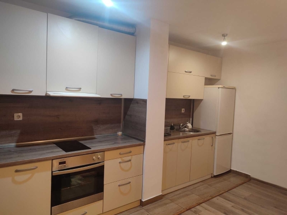 Дава се под наем Двустаен апартамент в Пловдив, Гагарин - 63 кв.м за 459 € - Снимка #1