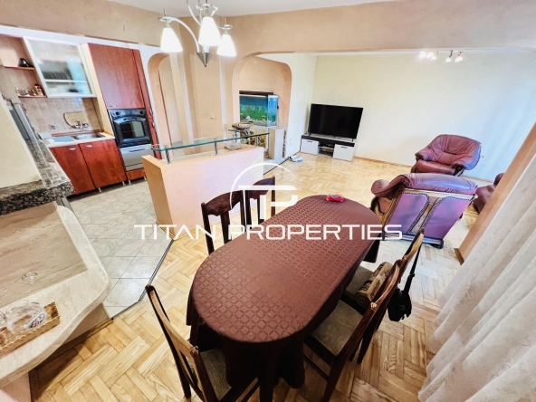 Дава се под наем Тристаен апартамент в Бургас, Лазур - 105 кв.м за 918 € - Снимка #1