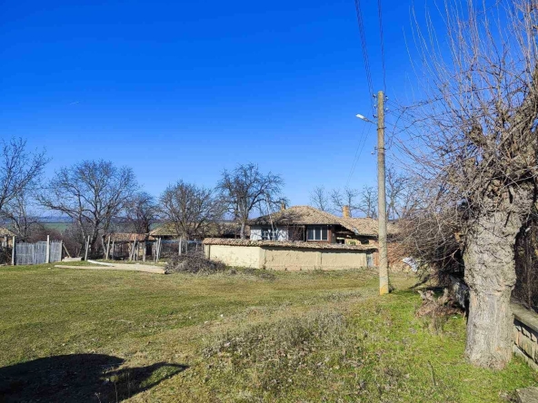 Парцел в Разград, Бели Лом - 122 кв.м за 92 €/кв.м - Снимка #1