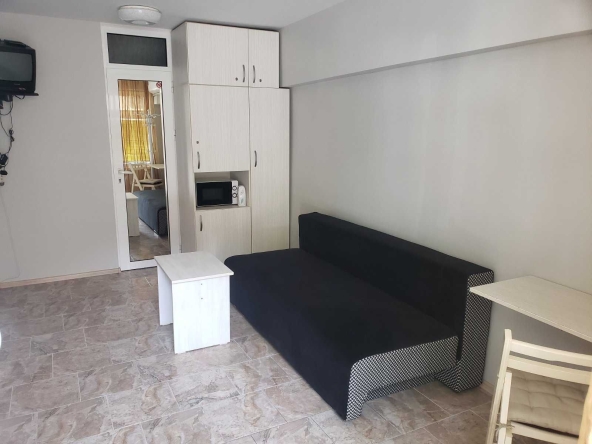Дава се под наем Офис в Варна, ЖП Гара - 20 кв.м за 220 € - Снимка #1