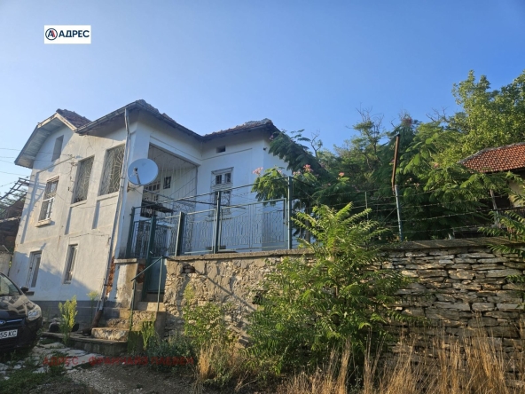 Къща в с. Беглеж, Област Плевен - 110 кв.м за 210 €/кв.м - Снимка #1