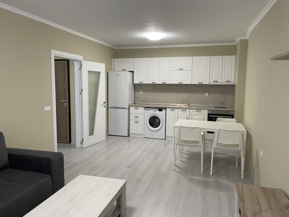 Дава се под наем Двустаен апартамент в Пловдив, Мараша - 65 кв.м за 460 € - Снимка #1