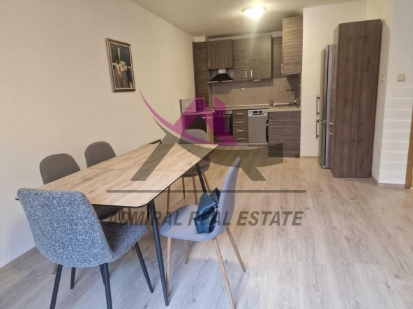 Дава се под наем Двустаен апартамент в Варна, Генералите - 75 кв.м за 562 € - Снимка #1