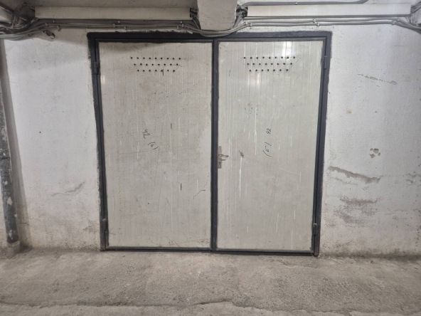 Дава се под наем Гараж / Паркомясто в Стара Загора, Железник - център - 25 кв.м за 76.5 € - Снимка #1