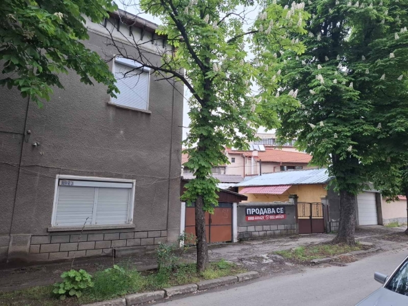 Къща в Червен бряг - 125 кв.м за 572 €/кв.м - Снимка #1