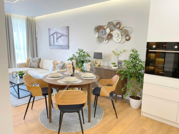 Двустаен апартамент в Пловдив, Остромила - 69 кв.м за 1883 €/кв.м - Снимка #1
