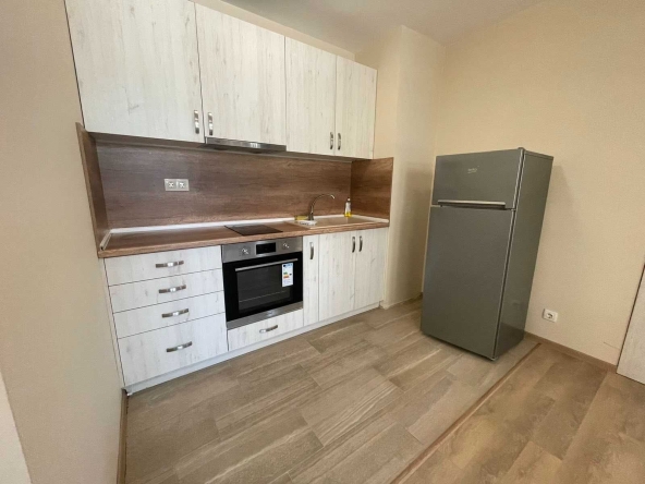 Дава се под наем Двустаен апартамент в Пловдив, Остромила - 68 кв.м за 357 € - Снимка #1