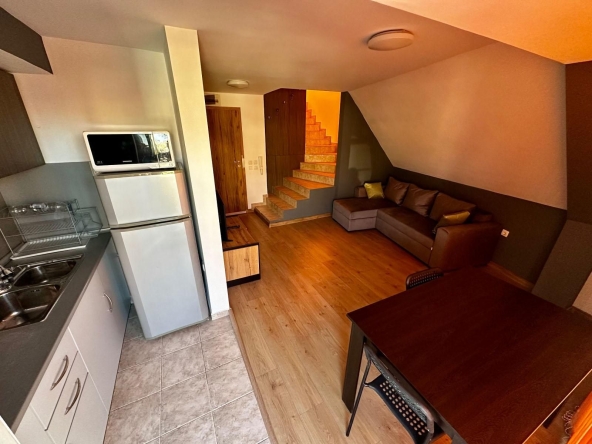 Дава се под наем Мезонет в София, Красно село - 113 кв.м за 613 € - Снимка #1