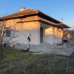 Къща в Дългопол - 900 кв.м за 48 €/кв.м - Снимка #1