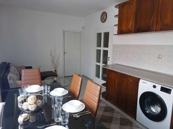 Дава се под наем Двустаен апартамент в София, Център - 66 кв.м за 600 € - Снимка #1