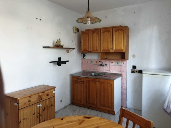 Дава се под наем Двустаен апартамент в София, Подуяне - 100 кв.м за 350 € - Снимка #1