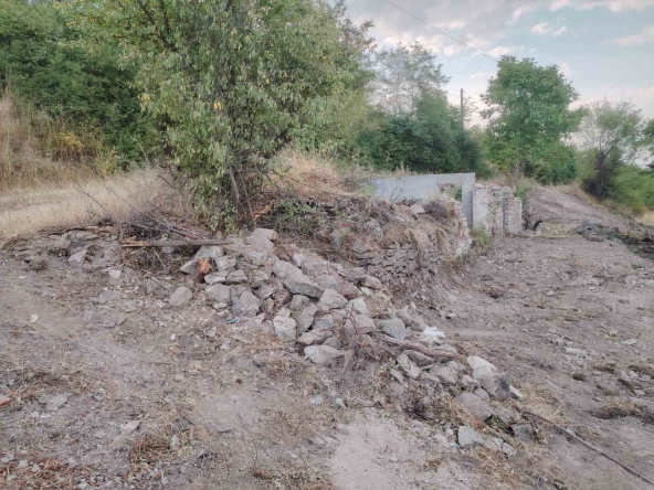 Парцел в с. Три могили, Област Пловдив - 672 кв.м за 19 €/кв.м - Снимка #1