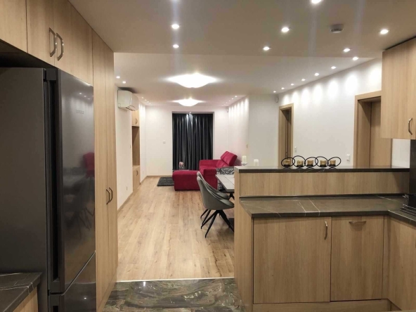 Тристаен апартамент в София, Надежда 3 - 70 кв.м за 2000 €/кв.м - Снимка #1